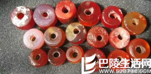 五招教你如何鉴别千年老玛瑙珠子 五招教你如何鉴别千年老玛瑙珠子