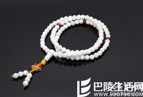 天然白砗磲手链适合什么人佩戴 天然白砗磲手链适合什么人佩戴