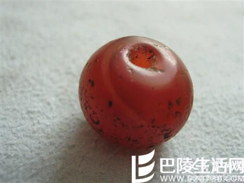 五招教你如何鉴别千年老玛瑙珠子 五招教你如何鉴别千年老玛瑙珠子