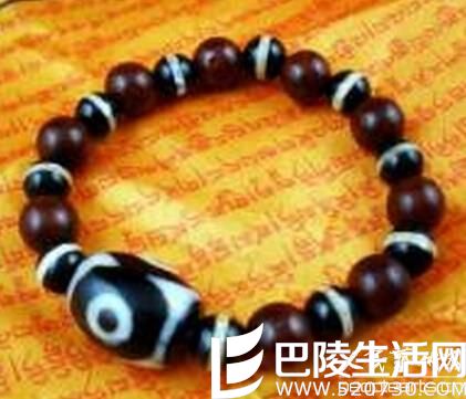 菩提子种类图文详解:药师天珠菩提子 菩提子种类图文详解:药师天珠菩提子