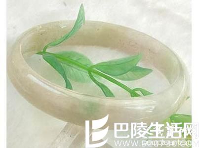 有什么方法鉴别翡翠真假 有什么方法鉴别翡翠真假