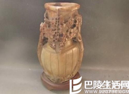 寿山石笔筒成文玩新宠 寿山石笔筒成文玩新宠