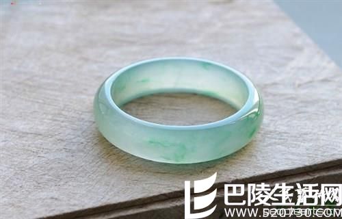 如何鉴定新型翡翠B货 如何鉴定新型翡翠B货