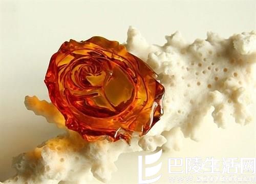 如何从视觉上鉴别血珀 如何从视觉上鉴别血珀