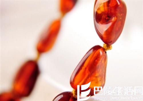 如何判别血珀有无染色？