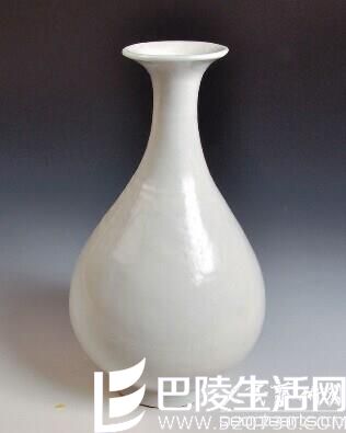 卵白釉和甜白釉哪个先出现? 卵白釉和甜白釉哪个先出现?