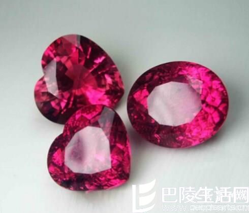 红碧玺与红宝石的区别是什么 红碧玺与红宝石的区别是什么