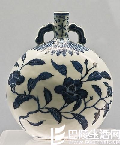 元代青花瓷与民国仿制青花瓷的区别 元代青花瓷与民国仿制青花瓷的区别