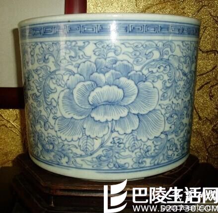 明清瓷器纹饰上有什么特征? 明清瓷器纹饰上有什么特征?