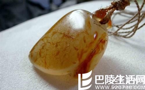 和田玉原生色与次生色的解说