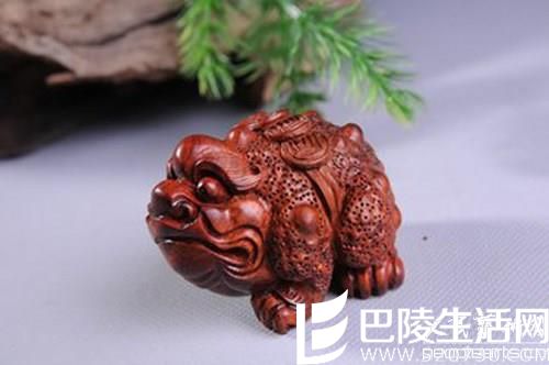 红酸枝木手把件有什么养护方法? 红酸枝木手把件有什么养护方法?