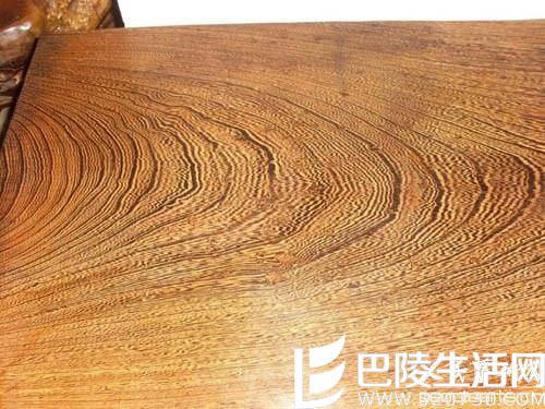 鸡翅木与花梨木有什么特点? 鸡翅木与花梨木有什么特点?