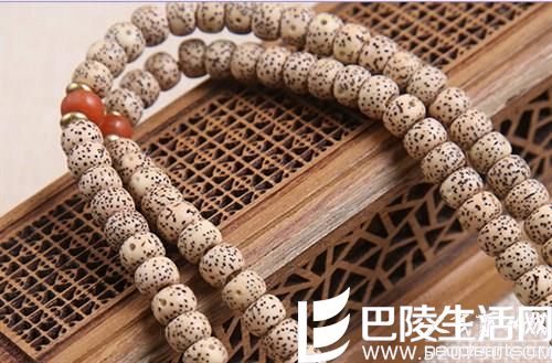 星月菩提子上的“星星”有哪些颜色？“星星”的颜色跟...