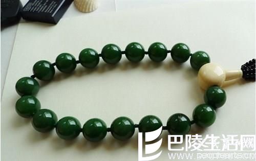 2015俄料碧玉手链多少钱？