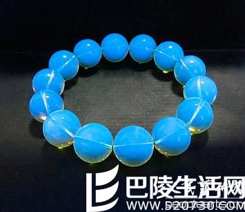 蓝珀图片 蓝珀的鉴别的介绍 蓝珀图片 蓝珀的鉴别的介绍