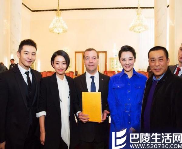 俄总理接见黄晓明等人原因曝光 黄晓明身家过亿背景曝光 俄总理接见黄晓明等人原因曝光 黄晓明身家过亿背景曝光