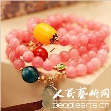 石榴石为何被誉为“传奇的水晶” 石榴石为何被誉为“传奇的水晶”