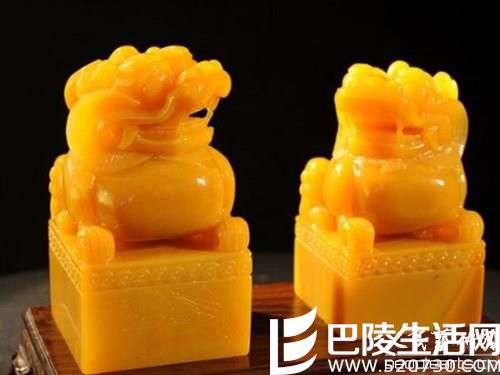 四点告诉你黄龙玉和黄蜡石的不同