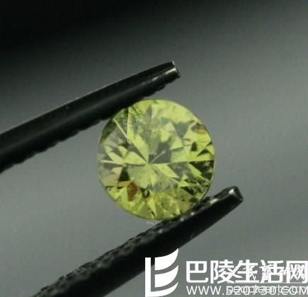 你见过石榴石家族里的小公主翠榴石吗? 你见过石榴石家族里的小公主翠榴石吗?