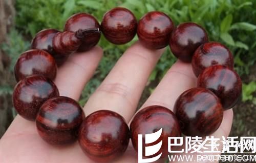 小叶紫檀和黄花梨哪个好