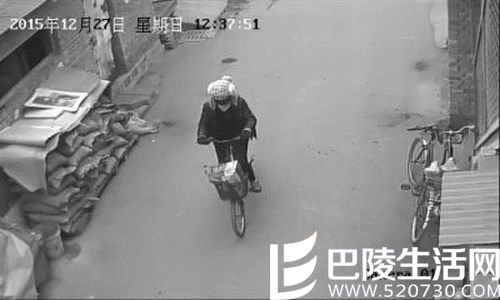 趁闺蜜串门行窃 被捕后称一时头脑发热