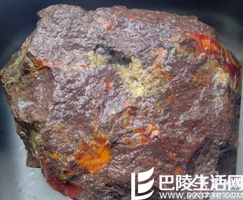 巨珍贵的极品老战国红玛瑙原石图片欣赏