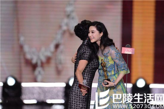 金星范冰冰牵手 金星变性前后照片 金星范冰冰牵手 金星变性前后照片