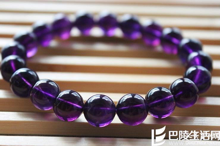 如何佩戴紫水晶手链? 天然紫水晶鉴定方法的介绍