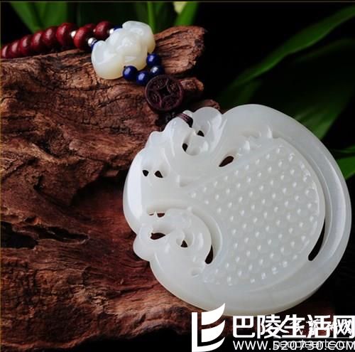 和田白玉龙凤牌图片鉴赏 和田白玉龙凤牌图片鉴赏