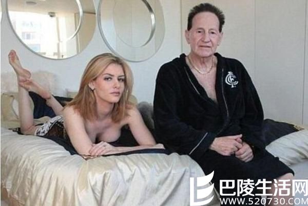 女模嫁72岁富豪 曾经经常和帅男出入 女模嫁72岁富豪 曾经经常和帅男出入