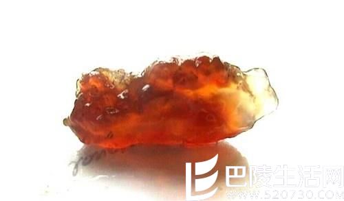 水胆玛瑙之极品：血胆玛瑙的形成过程