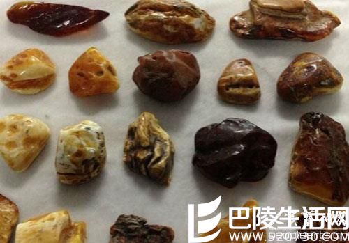 现在蜜蜡原石大概多少钱一克 那么蜜蜡鉴别方法哪个比较好? 现在蜜蜡原石大概多少钱一克 那么蜜蜡鉴别方法哪个比较好?