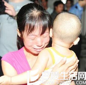 女子欠赌债卖女儿 卖完接着赌博 女子欠赌债卖女儿 卖完接着赌博