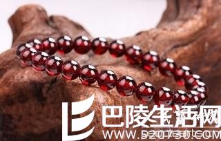 佩戴石榴石手链助你轻松养生