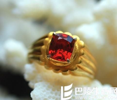 顶级红色尖晶石戒指最新款式图片欣赏 顶级红色尖晶石戒指最新款式图片欣赏