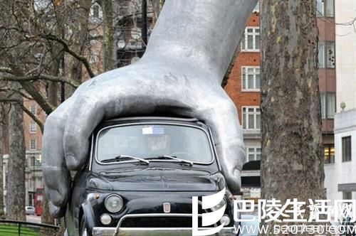 全球各地奇葩雕塑 节操碎一地 全球各地奇葩雕塑 节操碎一地