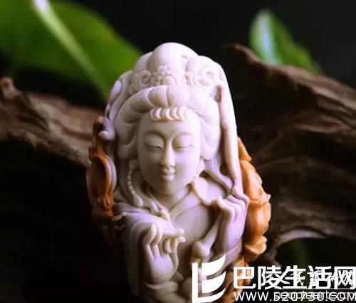 俏色玛瑙巧雕作品赏析 俏色玛瑙巧雕作品赏析