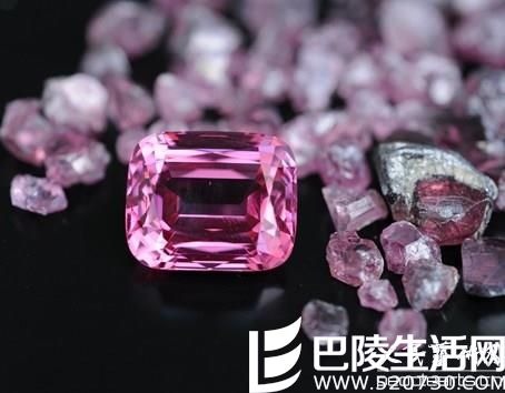 尖晶石是什么 尖晶石的介绍 尖晶石是什么 尖晶石的介绍