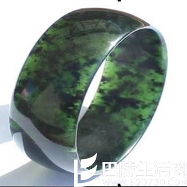 蓝田玉常见的几种杂质