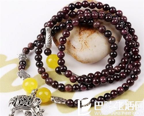 石榴石为何被誉为“传奇的水晶” 石榴石为何被誉为“传奇的水晶”