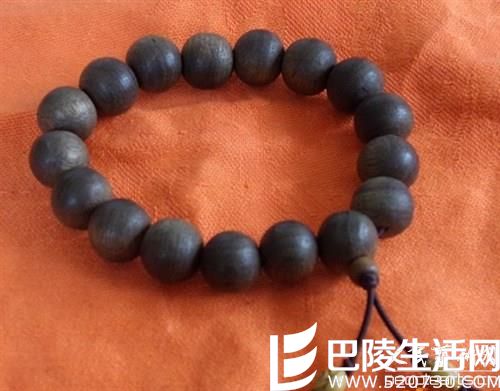 最实用的檀香木手链保养方法汇总 最实用的檀香木手链保养方法汇总