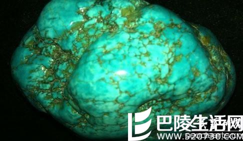 丫角山绿松石是什么颜色? 丫角山绿松石是什么颜色?