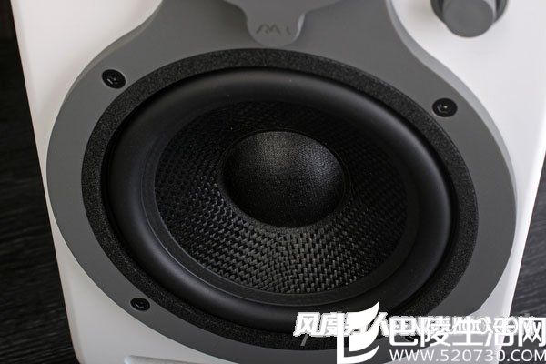 扬声器 扬声器