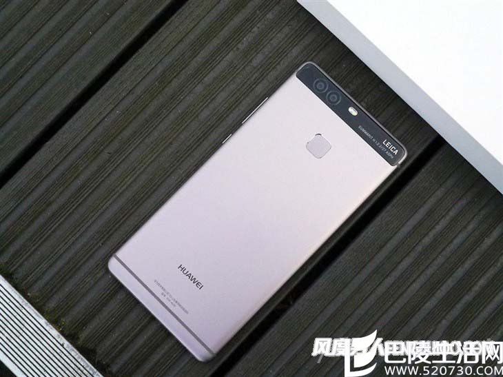 搭载FPC后置指纹识别的华为P9