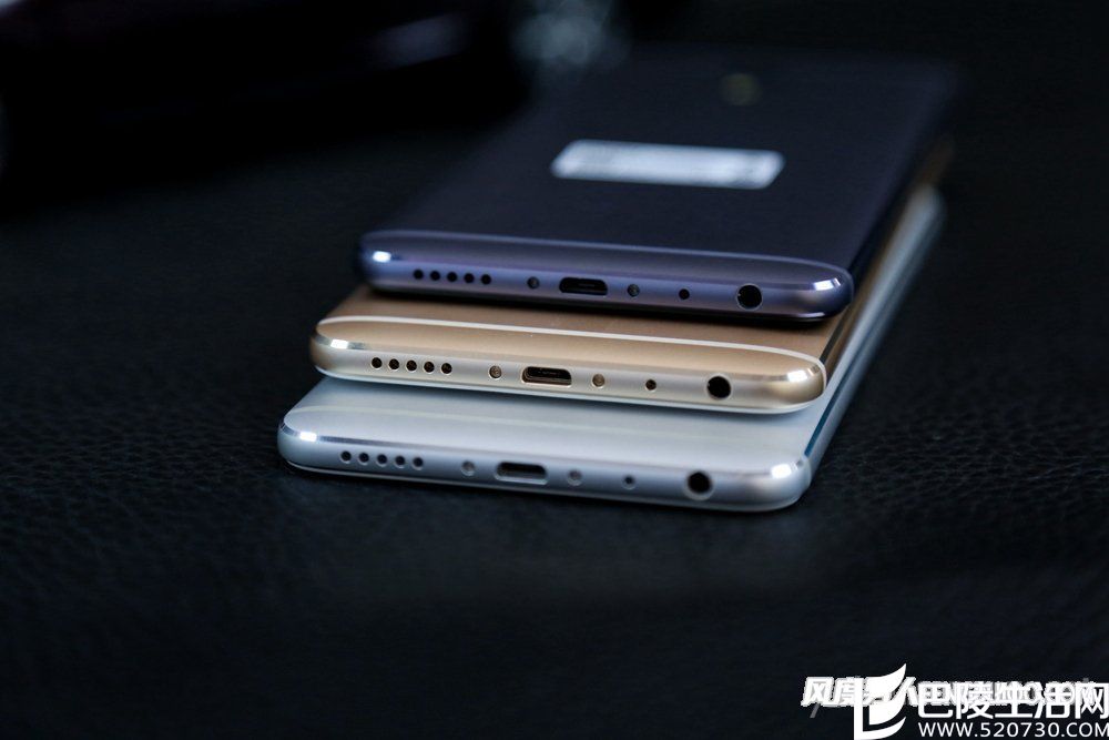 Micro USB接口 Micro USB接口