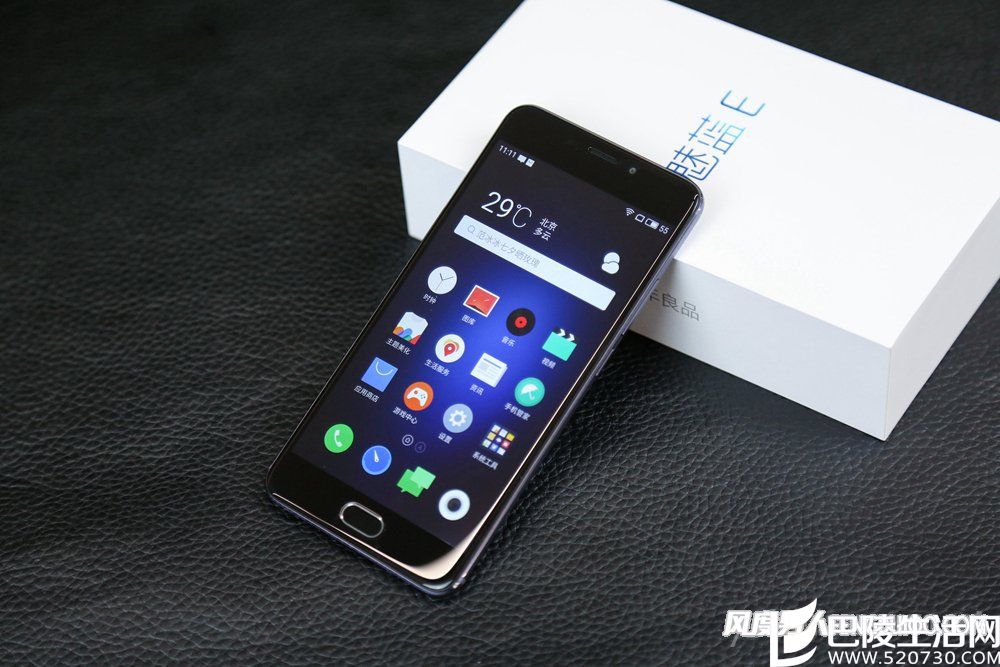 没和自家兄弟撞脸 没和自家兄弟撞脸