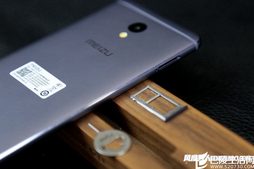 存储卡与双卡二选一 存储卡与双卡二选一