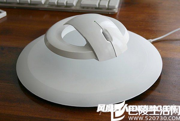 会飞的鼠标