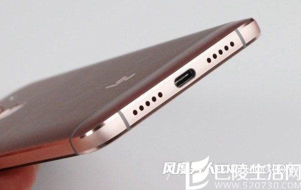 和乐视2一样苹果为iPhone6s用户送3.5mm耳机接口转接器 和乐视2一样苹果为iPhone6s用户送3.5mm耳机接口转接器