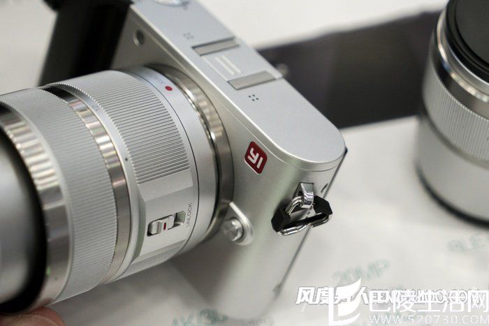 小蚁的LOGO采用了红色设计